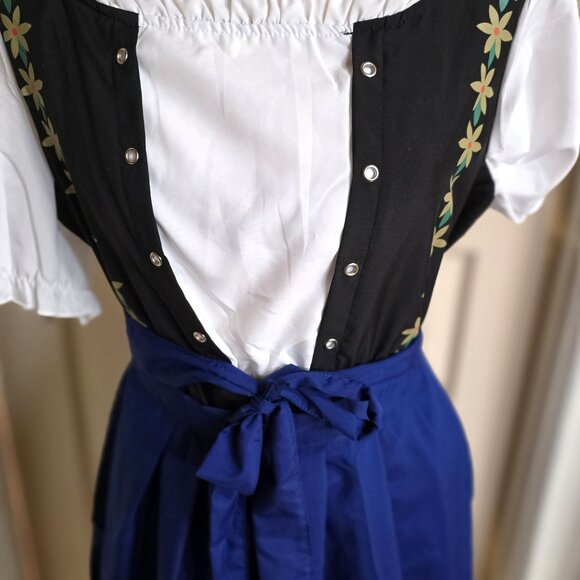 Bavarian Costume Dress with Apron - Embroidered - Short Sleeves - Size Large - Picture 2 of 5